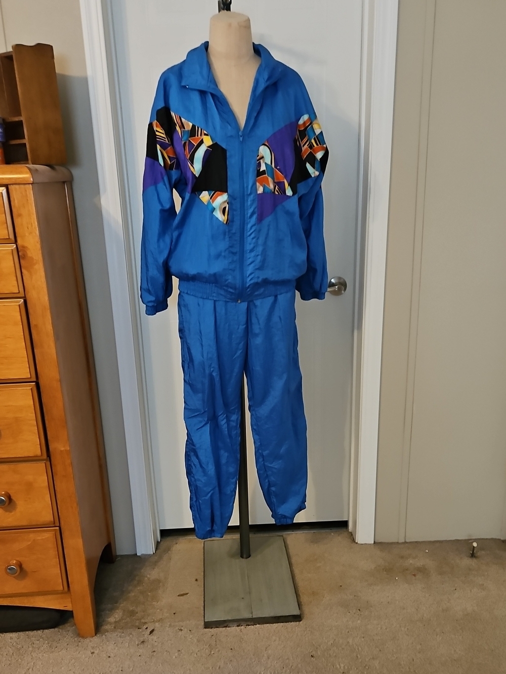 Blue Women's Two-Piece Windbreaker Bomber Jacket Pants, size Medium Ladies Blue